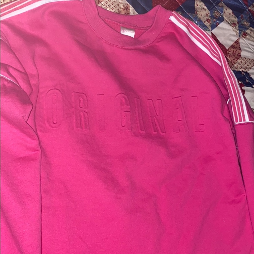 Sweatshirt